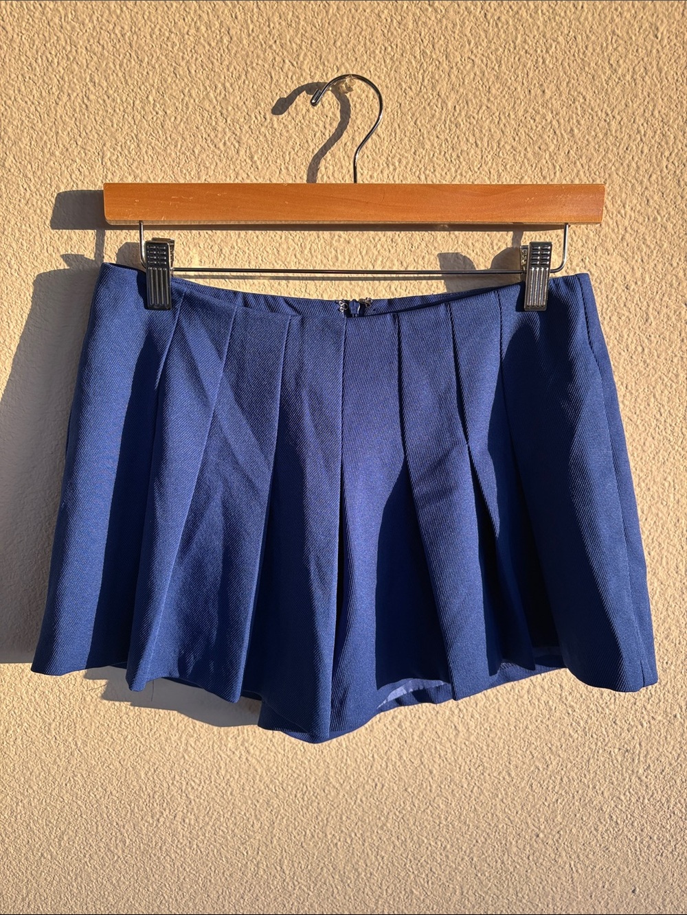 Pleated cobalt blue Mini Skort size M